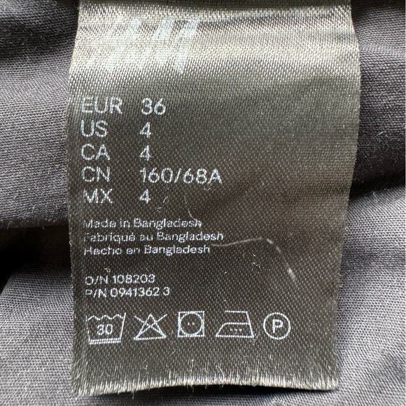 Wide Ripped High Rise Jeans Size 4 - Picture 4 of 4